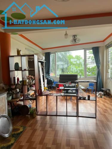 Nhà đẹp dân xây Thạch Bàn LB 47m2 x 6T. Ngõ thông oto tránh kinh doanh, thang máy. 8,9tỷ - 1