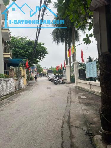 Nhà đẹp dân xây Thạch Bàn LB 47m2 x 6T. Ngõ thông oto tránh kinh doanh, thang máy. 8,9tỷ