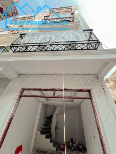Bán Nhà Đê Trần Khát Chân Hai Bà Trưng 30m Đẹp - 4
