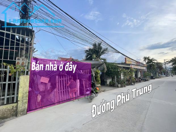 Bán nhà Vĩnh Thạnh Nha Trang mặt tiền đường Phú Trung Nha Trang giá 2,4 tỷ