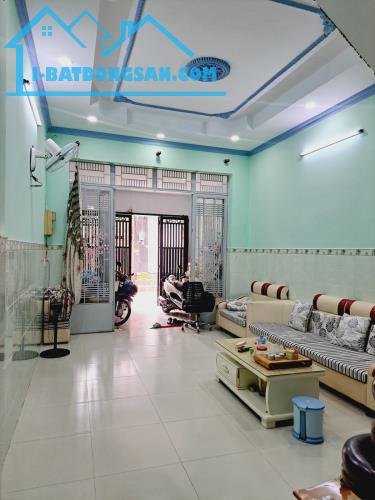 NGUYỄN VĂN QUÁ, QUẬN 12- 63M2, 2 TẦNG, HẺM NHỰA THÔNG CHỈ NHỈNH 5 TỶ