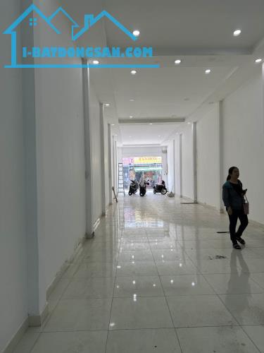 Mặt tiền 200m2, 2 tầng đường Nguyễn Thị Tú kinh doanh tấp nập chỉ 100 triệu 1m2 - 1
