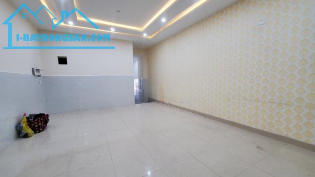 Cho thuê phòng 35m2 full nội thất - gần cầu Tuyên Sơn - Bếp riêng - Ngũ Hành Sơn 3.5tr - 4