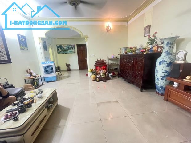 Giá Sốc! Nhà mặt phố Thạch Bàn 75m2, vỉa hè rộng, mặt tiền hiếm, chỉ 18.8 tỷ. - 1