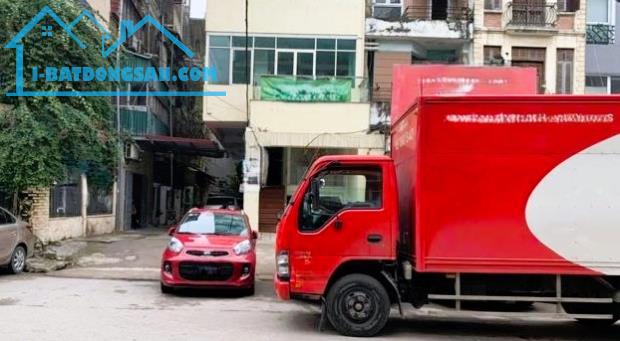 Bán nhà phố Giang Văn Minh 75m2, ô tô đỗ cửa, giá 12,9 tỷ