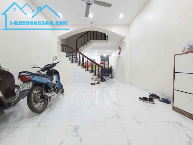 Bán nhà phân lô Nguyên Hồng, Đống Đa, ôtô, kinh doanh, 45mx4t, 16.3 tỷ, 0985696268