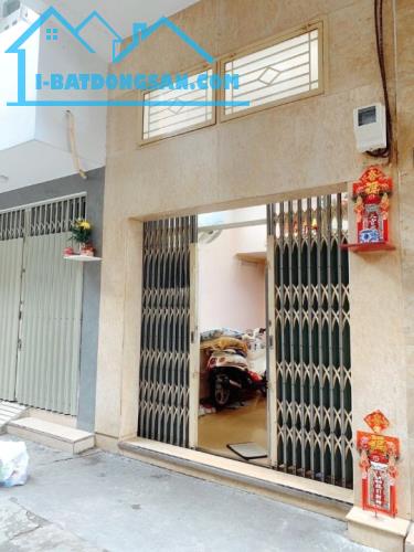 Nhà mới 5 tầng hẻm thông đường Vĩnh Viễn P5Q10