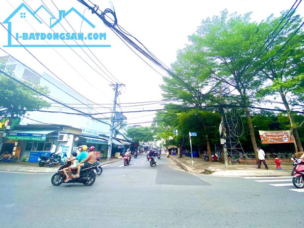 Góc 2 mặt tiền 13x25m đường mai văn vĩnh Quận 7