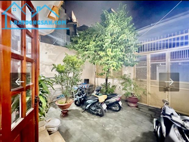 Nhà đẹp Cộng Hoà 115m2, 6,6m x 18m, 3 tầng chính chủ lâu đời