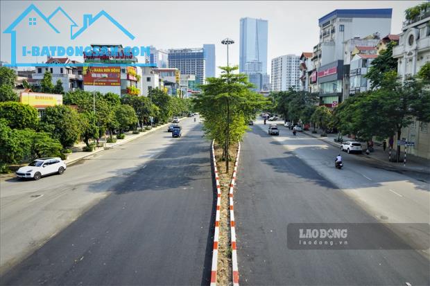 🔥💥🏡 Cực hiếm -  Bom Tạ Tây Hồ - Mặt phố Văn Cao - vị trí cực đẹp , kinh doanh đỉnh .