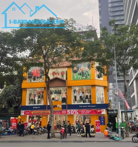 Bán nhà mặt phố Đặng Tiến Đông, Đống Đa. 167m2 x 4T x Mt 8,4 m. Ô tô KD xây Building