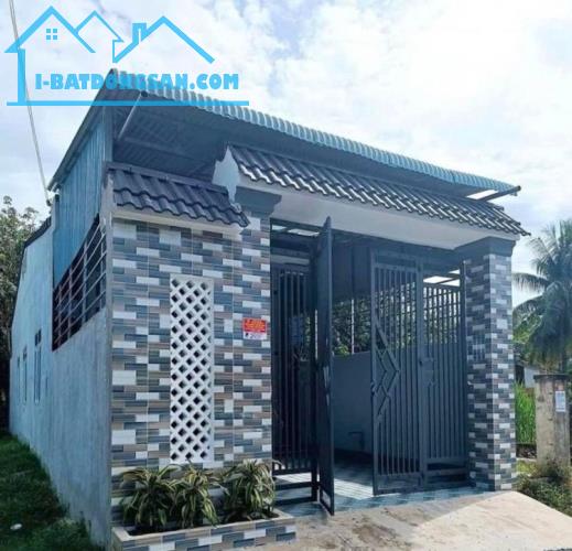 CHỦ THUA ĐỘ ĐÁ BANH BÁN GẤP NHÀ NGAY KHU CÔNG NGHIỆP 680 TRIỆU