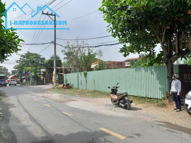 Lô đất mặt tiền đường 835 phú hữu DT 228m vị trí đẹp - 1