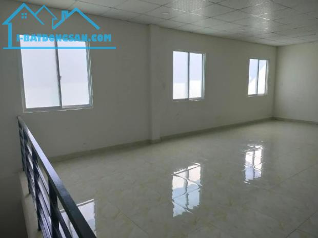 NHÀ MẶT TIỀN KINH DOANH HƠN 200M2 - NGANG 10M ĐƯỜNG HUỲNH TẤN PHÁT, PHÚ XUÂN, NHÀ BÈ - 1