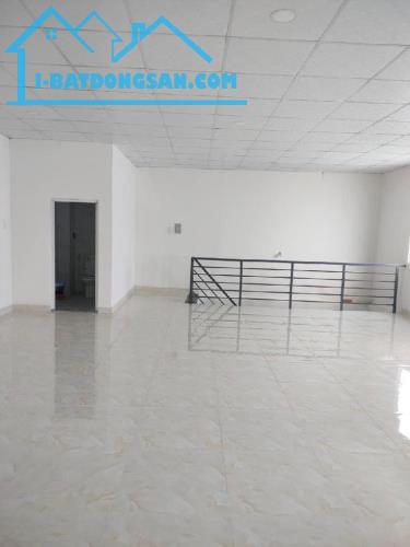 NHÀ MẶT TIỀN KINH DOANH HƠN 200M2 - NGANG 10M ĐƯỜNG HUỲNH TẤN PHÁT, PHÚ XUÂN, NHÀ BÈ - 2