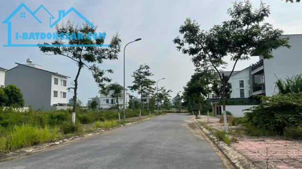 Bán lô 300m2 đất biệt thự- hướng Đông Nam KĐT Nam Vĩnh Yên Giá tốt