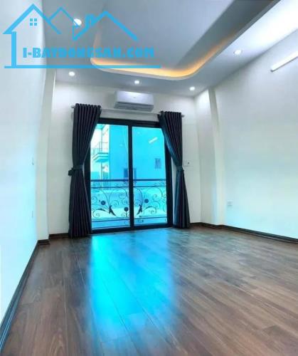 Nhà đẹp giá tốt Kim Giang, Thanh Liệt, dt 40m2, 6 tầng, gồm 6 phòng khép kín, giá 5.5 tỷ - 4