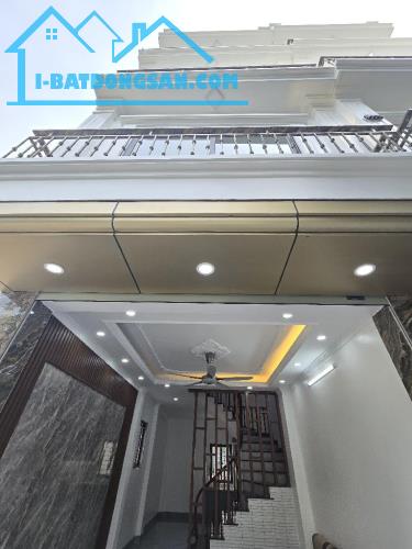 BÁN NHÀ NGŨ HIỆP Ô TÔ ĐỖ CỬA 45M2 4,5 TẦNG 3,7 TỶ 0815064878