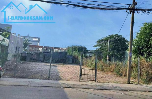 Bán 128m2 đất thổ cư 100% ngay đường DT769, đoạn gần QL51, sân bay Long Thành. Giá 800 tr - 2