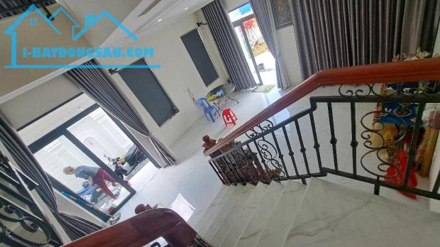 CỰC HIẾM. BIỆT THỰ 2 MẶT TIỀN 220M2 XÃ XUÂN THỚI THƯỢNG CHỈ HƠN 5 TỶ