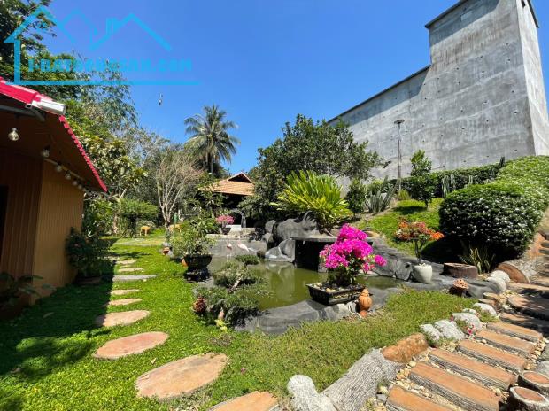 Nhà vườn Diên Xuân, Diên Khánh, dt 1719m2 có sẵn nhà Yến 5 năm - 2