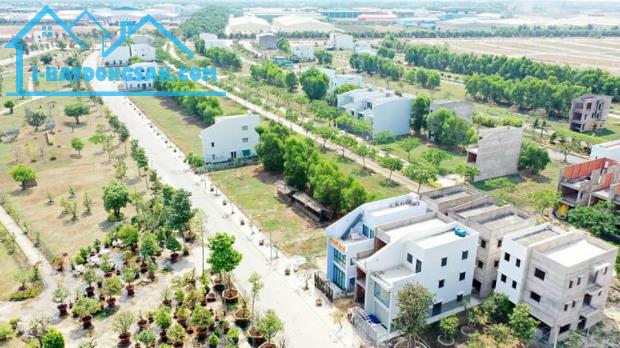 Bán gấp nền Làng Sen VN - dãy chợ khu H gần ngoài mặt tiền đường, DT 80 m2 đã có sổ giá ch - 1