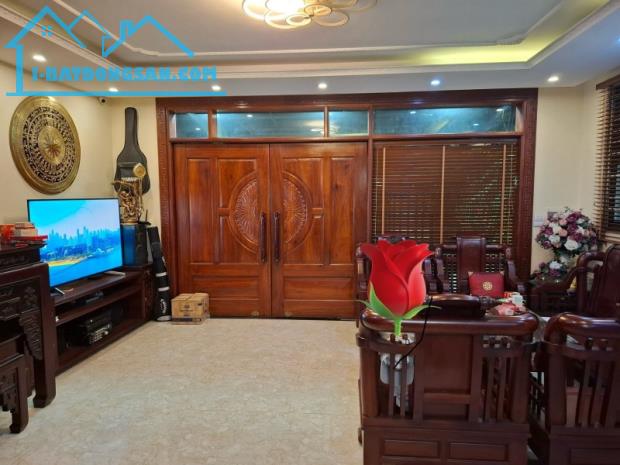 Bán nhà Hoàng Như Tiếp,Long Biên 4 tầng,91m2 full nội thất nhỉnh 14 tỷ - 4