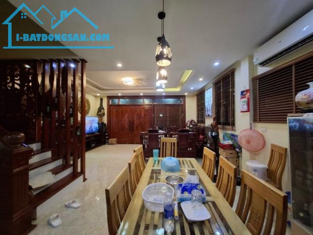 Bán nhà Hoàng Như Tiếp,Long Biên 4 tầng,91m2 full nội thất nhỉnh 14 tỷ - 1