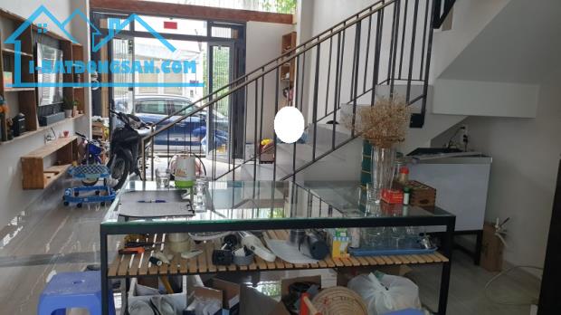 Ô TÔ ĐẬU CỬA NHÀ, HUỲNH TẤN PHÁT, THỊ TRẤN NHÀ BÈ, 3 TẦNG, 51M2, 5.5 TỶ. - 1