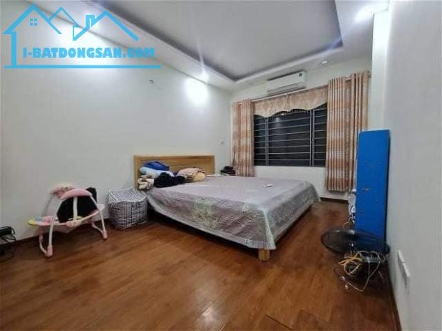 Bán nhà phố Nguyễn Ngọc Nại, Thanh Xuân, DT: 51m, 5 tầng. Giá; 14,5 tỷ vỉa hè oto tránh - 3