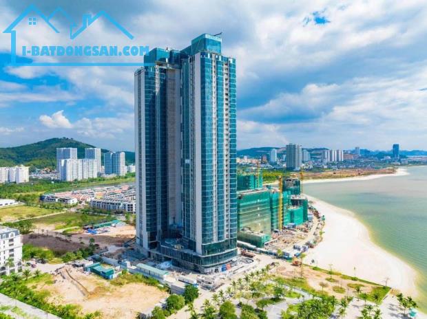 Toà căn hộ cao cấp biểu tượng 40 tầng mặt biển tại trung tâm du lịch Bãi Cháy, Hạ Long