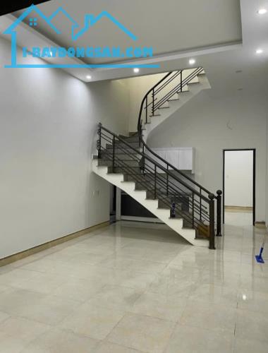 Bán gấp nhà Phố Tôn Đức Thắng, Lê Chân, HP. 2,55 tỷ, 70m2, 2 tầng.