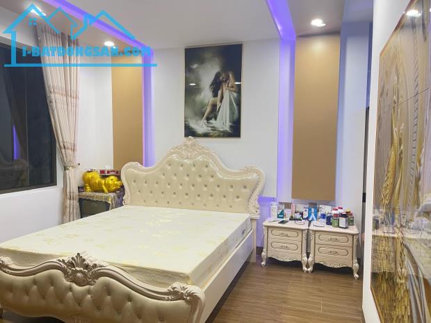 SIÊU PHẨM LÔ GÓC 2 MẶT TIỀN HÒA XUÂN - 170M2 - 5 TẦNG NGANG:8M - THANG MÁY - 21 TỶ - 2