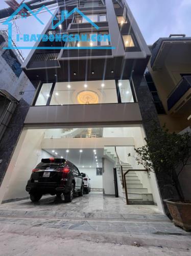 Bán nhà mặt phố Hàng Cháo, Đống Đa, 121 m2 x 5T x Mt 7,4 m. Kinh doanh Spa VP cho thuê.