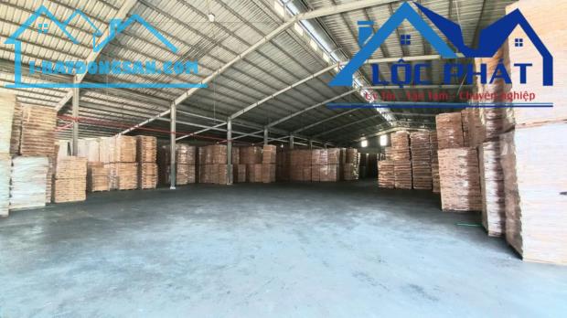 Cho thuê kho xưởng Thị Trấn Long Thành 14.000 m2 chỉ 60k/m2 - 1