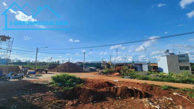 Bán đất đấu giá ngay ủy ban xã Phú Lộc - Krong Năng - 2