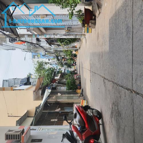 Nhà Bình Tân sát Tân Phú, 2 mt ôtô 6m trước sau thông khắp nơi - 3tầng 4x24 không lộ giới