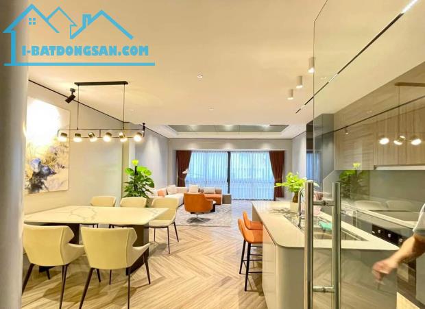BÁN GẤP NHÀ NGUYỄN VĂN CỪ 75M x 5T, MT 5M, PHÂN LÔ ÔTÔ TRÁNH, VỈA HÈ, GẦN PHỐ. GIÁ 14.5 TỶ