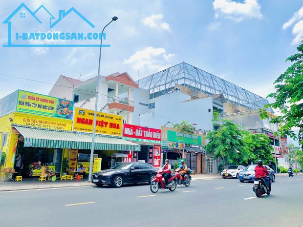 Bán Đất Mặt Tiền Nguyễn Văn Hưởng,Thảo Điền,Quận 2 DT:245m2(8,5mx30m) View Sông Sài Gòn - 3