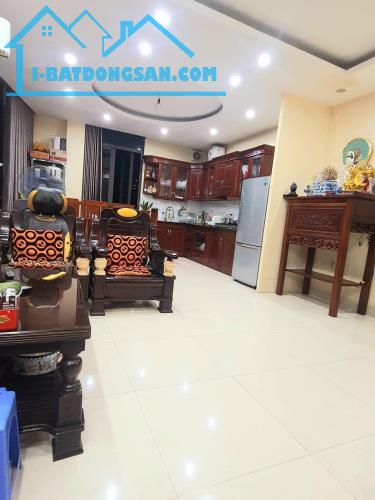 Bán nhà phố Kim Ngưu, Hai Bà Trưng 45m, 5 tầng. Giá: 9.3 tỷ - 3
