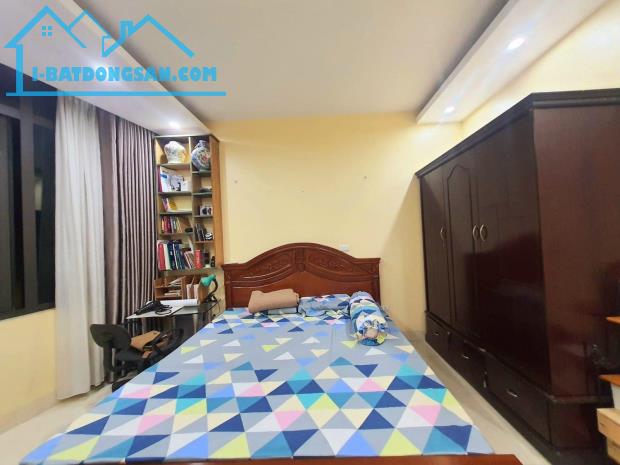 Bán nhà phố Kim Ngưu, Hai Bà Trưng 45m, 5 tầng. Giá: 9.3 tỷ - 2