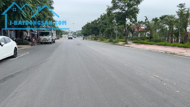 ĐẤT VÀNG GIA THƯỢNG 45M, MT 4.5M, GẦN HỒ, CÔNG VIÊN, TIỆN ÍCH BẠT NGÀN. - 1