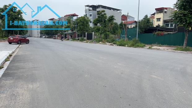 ĐẤT VÀNG GIA THƯỢNG 45M, MT 4.5M, GẦN HỒ, CÔNG VIÊN, TIỆN ÍCH BẠT NGÀN. - 2