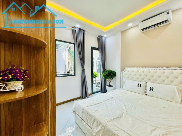 NHÀ 2 MT QUANG TRUNG NGÃ 5 GÒ VẤP. DT 3,7 X 9 GIÁ 3,88 TỶ THƯƠNG LƯỢNG