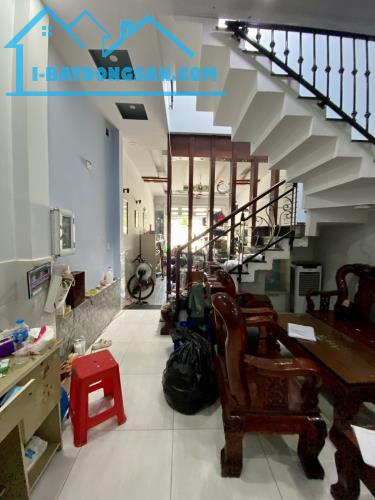 Bán nhà Bình Tân, đường Tỉnh lộ 10, 84m2 (4x21m), 1 lầu, hẻm 8m, nhỉnh 4,5 tỷ - 1