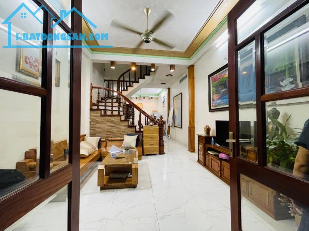 Bán nhà ngõ 355 Xuân Đỉnh 58m2 MT 4 m xây 4 tầng chắc chắn, lô góc, Ô TÔ 10,x tỷ - 2