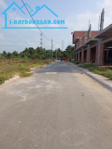 Bán 100m2 đất thổ cư mặt tiền QL1A chợ Tân Hiệp - 2