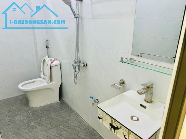 BÁN NHÀ TỨ HIỆP NGŨ HIỆP 40M2 5 TẦNG 3,4TỶ 0815064878
