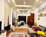 Mặt ngõ Thịnh Quang, đẹp như biệt thự, nội thất toàn lim mặt tiền 8m dt 98m2 giá chào 12.9