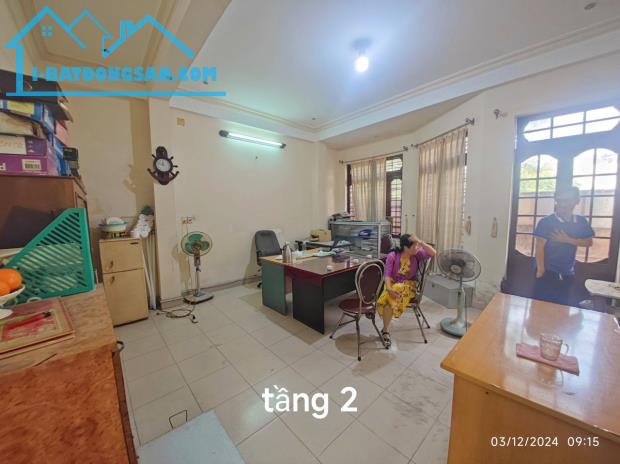 Bán nhà 4 tầng 2 Mặt tiền Phan Châu Trinh, gần Nguyễn Văn Linh, Bình Hiên, Hải Châu 11 tỷ - 5